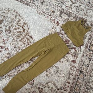 Lululemon align Olive Green Women's Leggings and bra Set